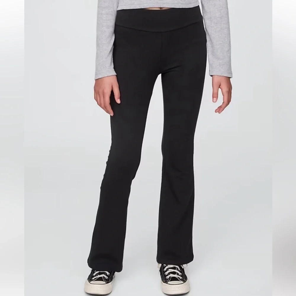 GAP|Kids Black Cotton Flare Leggings- Size 6-7 years